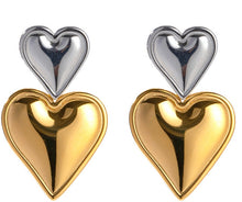 Cargar imagen en el visor de la galería, I Heart You Earrings