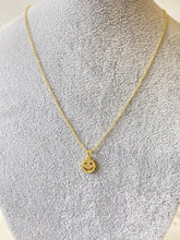 Load image into Gallery viewer, Smiley Necklace